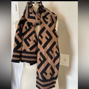 Fendi wool blend scarf